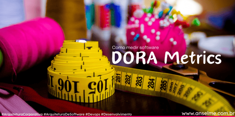 O framework DORA Metrics destaca-se como uma abordagem abrangente e estratégica para avaliar o desempenho das equipes de desenvolvimento e operações. As quatro métricas essenciais - Deployment Frequency, Lead time for change, Mean time to restore e Change Failure Rate - não apenas oferecem insights valiosos sobre a eficácia operacional, mas também estão intrinsecamente interconectadas. Assim, ao adotar essas métricas, as organizações podem alcançar uma compreensão holística de seu ciclo de vida de desenvolvimento, promovendo uma cultura enraizada em qualidade, agilidade e melhoria contínua.